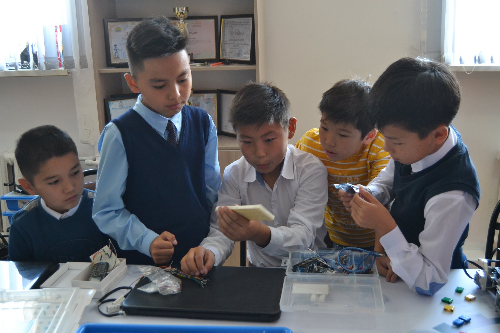 روبوتتار قىزىلوردا دا قۇراستىرىلادى