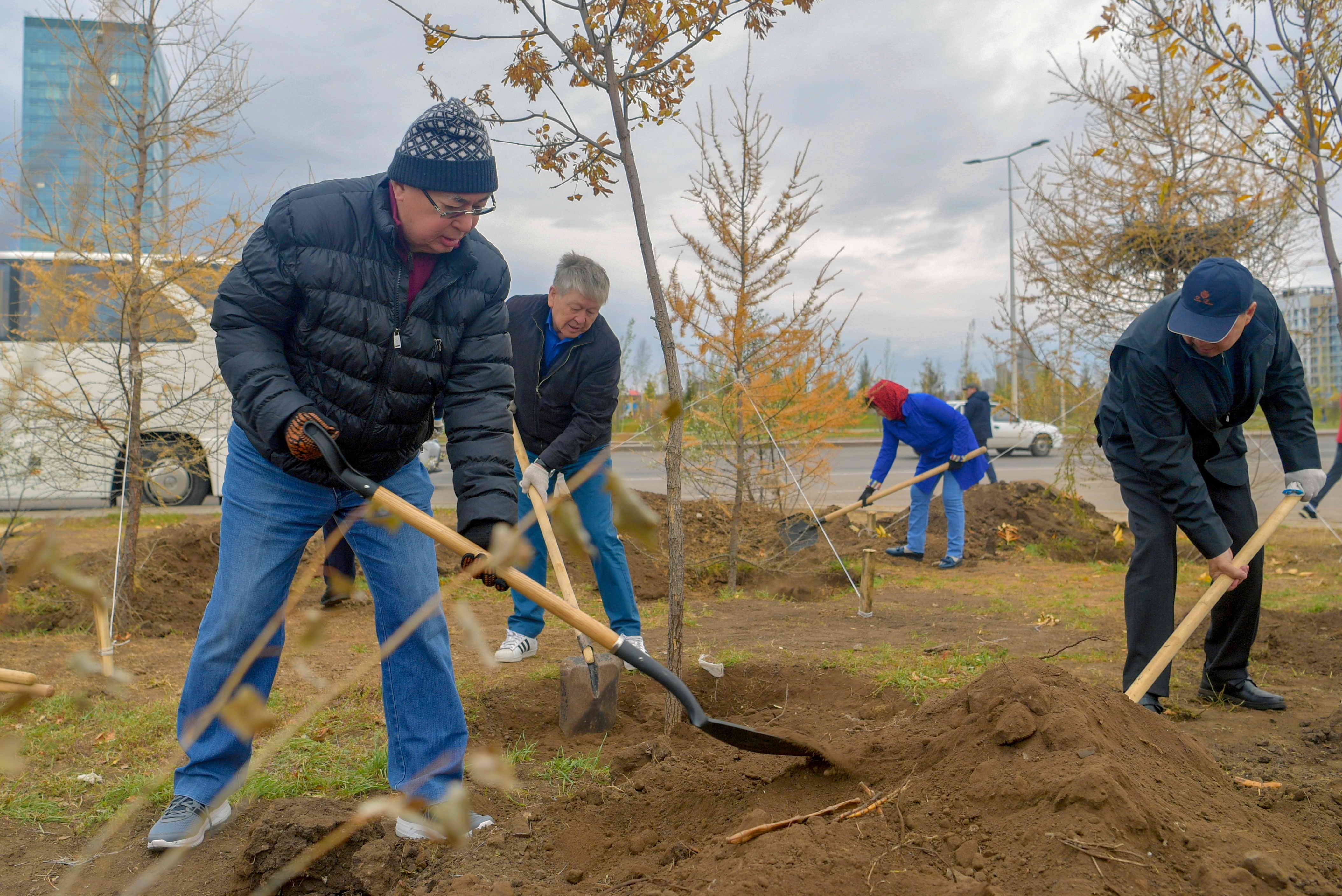 سەناتورلار سەنبىلىككە شىقتى