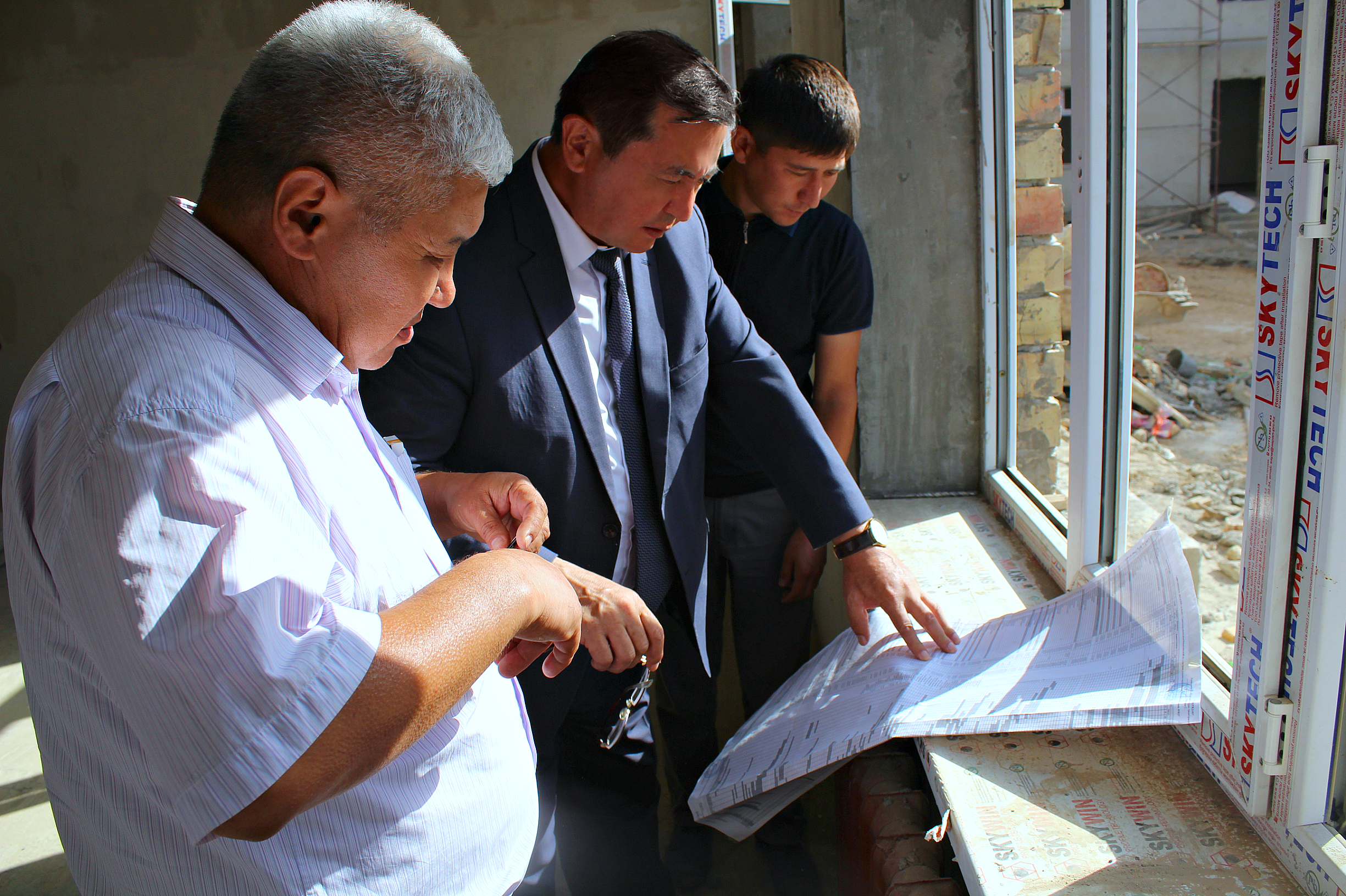 ماقتاارال قۇرىلىس سالاسىمەن دە تانىمال بولماق