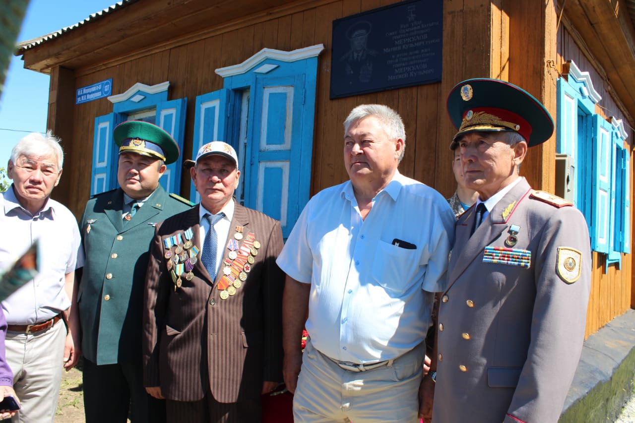 گەنەرال-لەيتەنانت ماتۆەي مەركۋلوۆقا ارنالعان ەسكەرتكىش تاقتا اشىلدى