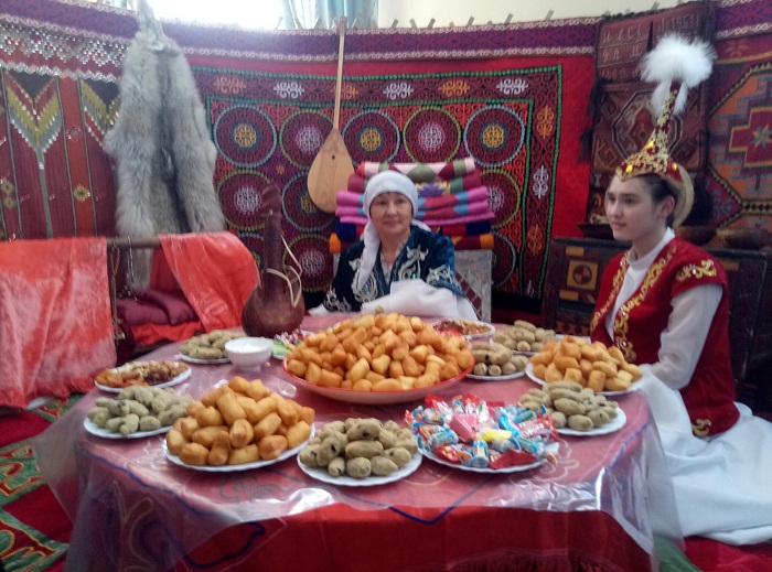 قوستانايدا قازاق ۇلتتىق مادەني كۇنى ءوتتى