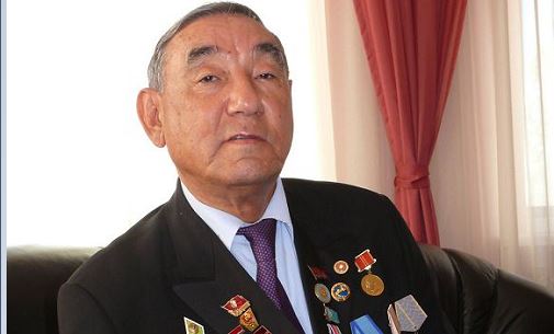 سەنىممەن وتكەن ءومىر