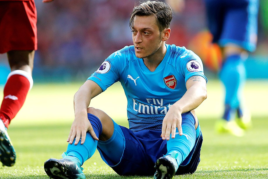 ەڭ ناشار فۋتبولشىلاردىڭ ءتىزىمى جاريالاندى