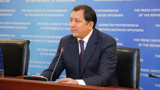 اتىراۋ وبلىسىنىڭ اكىمى ءوڭىردىڭ الەۋمەتتىك-ەكونوميكالىق دامۋى تۋرالى باياندادى