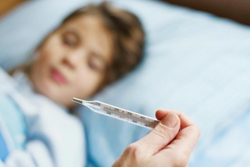 سولتۇستىك قازاقستاندا قىز بالا مەنينگيتتەن كوز جۇمدى