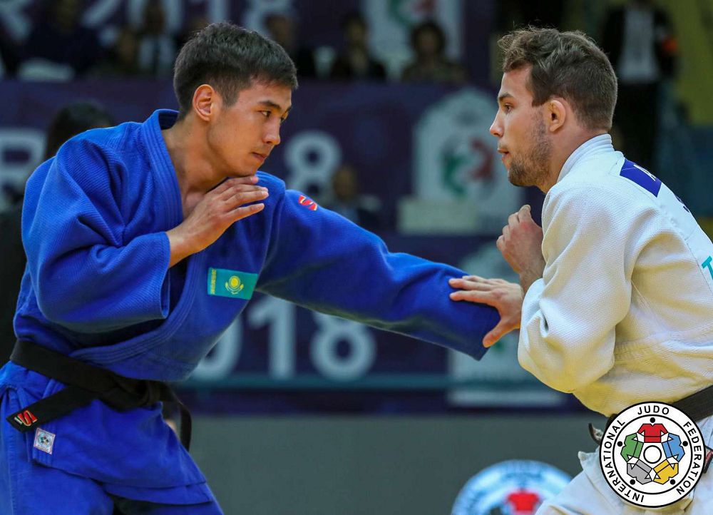 جاپونداردىڭ جۇلدىزى جانعان دودا