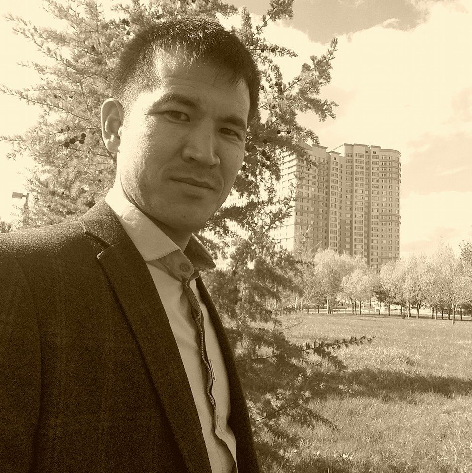 ولجاس ساندىبەك. وسى ءسəتتىڭ ساداعاسى عۇمىرىم...