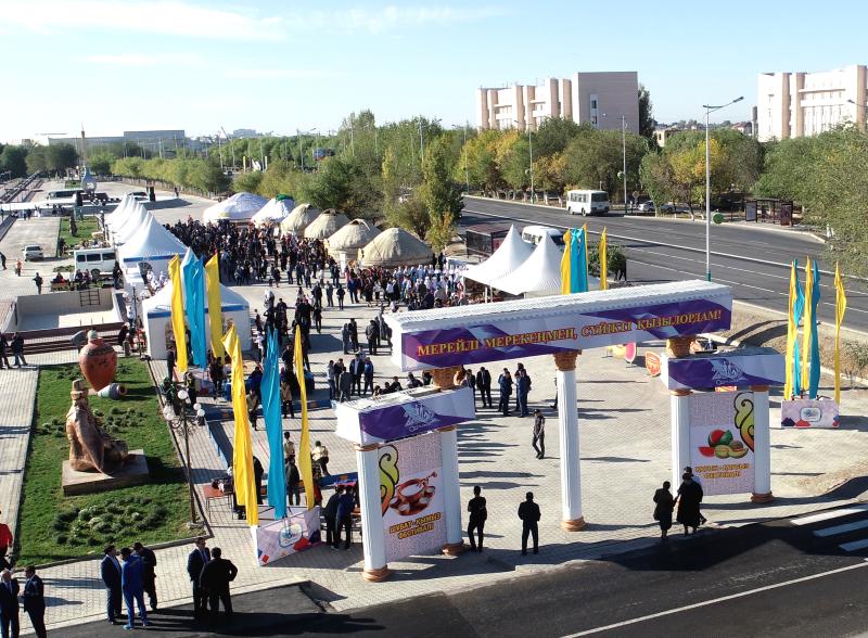 قىزىلوردادا «قىمىز-شۇبات», «قاۋىن-قاربىز» جانە «ەتنواۋىل» فەستيۆالى ءوتتى