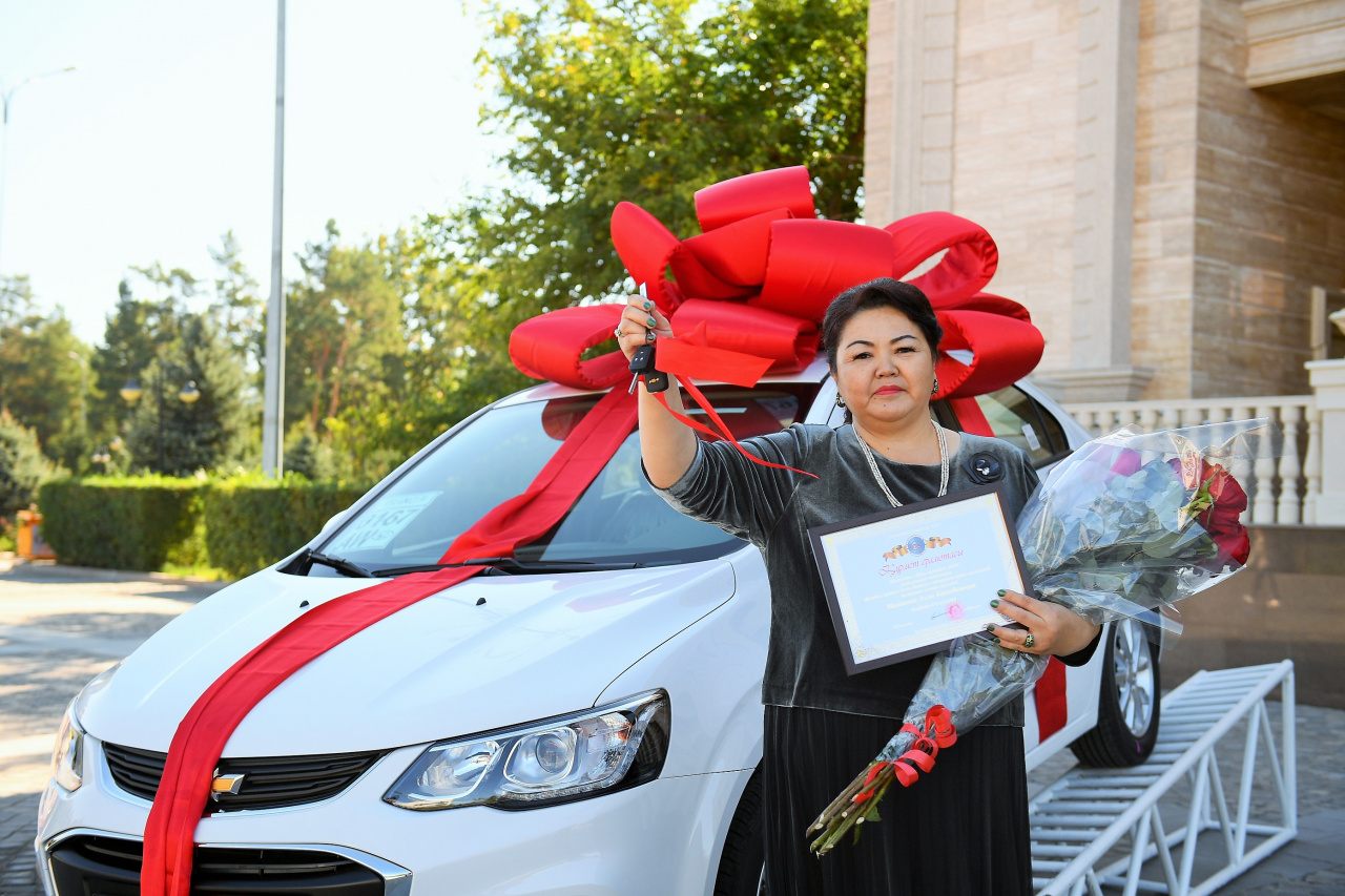 جەتىسۋدىڭ «جىل مۇعالىمى» انىقتالدى