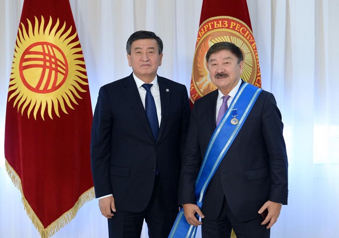 سوورونباي جەەنبەكوۆ دۇيسەن قاسەيىنوۆتى «داناكەر» وردەنىمەن ماراپاتتادى