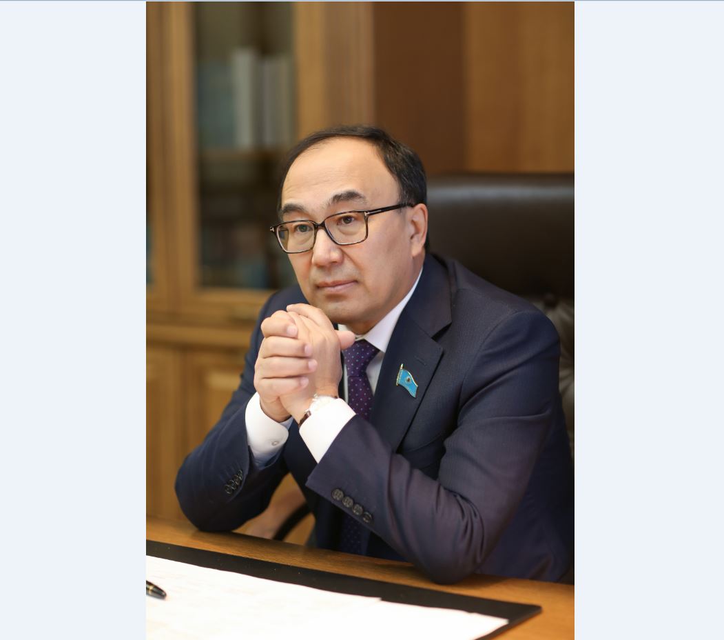 ەرلان سىدىقوۆ: ەلباسى جولداۋى – ءبىز ءۇشىن جاڭا بەلەس 