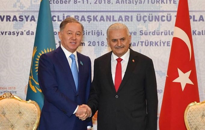 نۇرلان نىعماتۋلين بينالي يىلدىرىممەن كەزدەستى