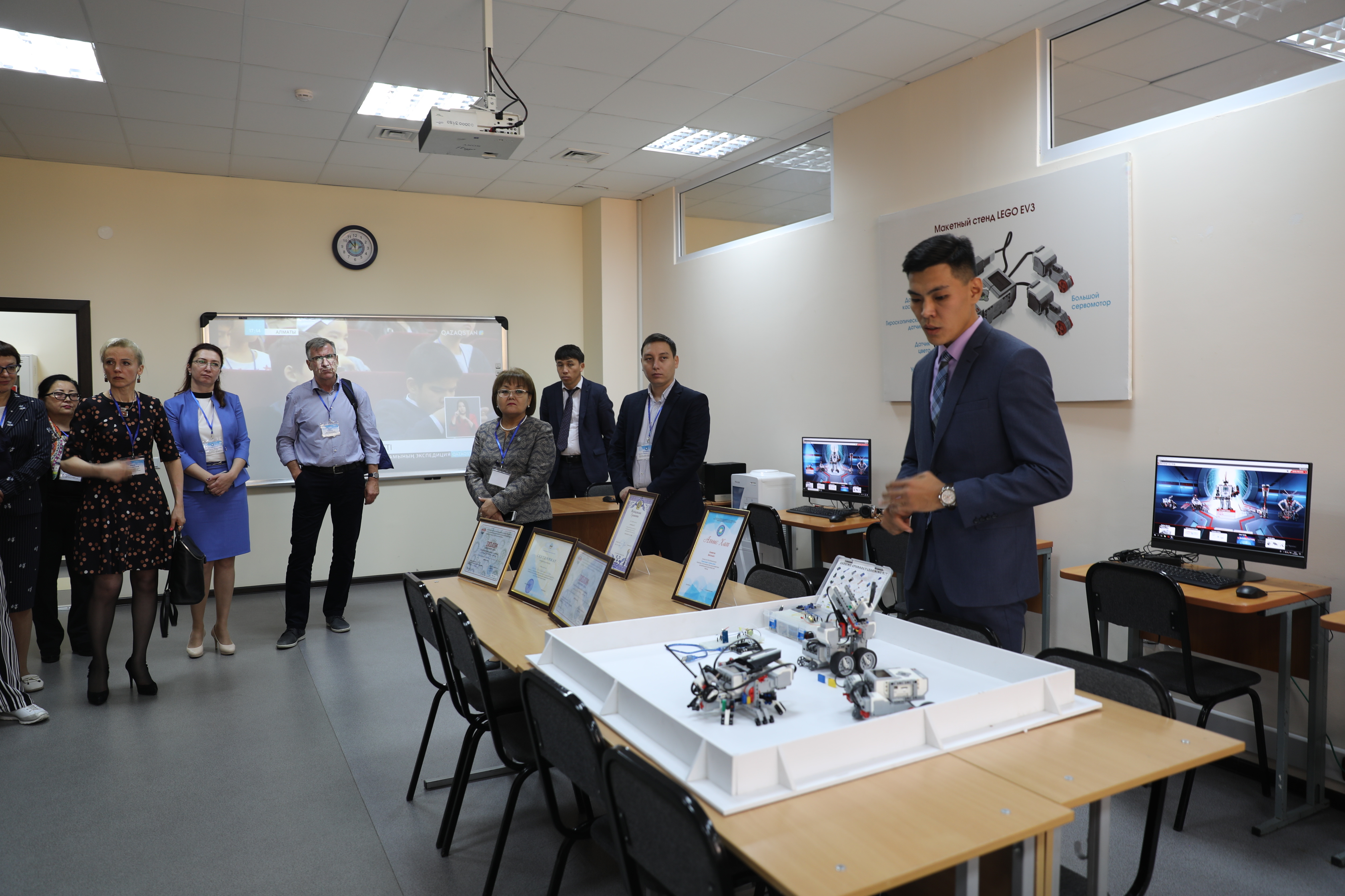 قازاقستاندىق ۇستازدار مەن كاۋناس پەداگوگتارى مەموراندۋمعا قول قويدى