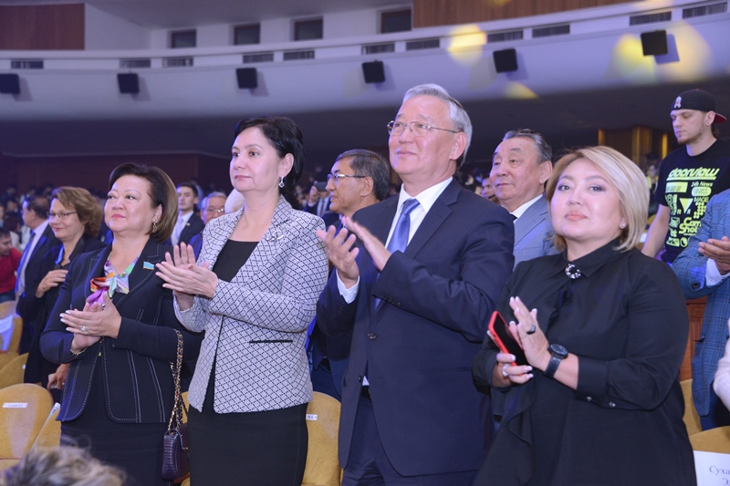 اباي اتىنداعى ۇلتتىق ۋنيۆەرسيتەت 90 جىلدىق مەرەيتويىن اتاپ ءوتتى