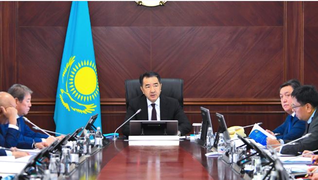 ب. ساعىنتاەۆ جان باسىنا قارجىلاندىرۋ تەتىگىن پايدالانۋمەن جاڭا مەكتەپتەر سالۋ جۇمىستارىن جانداندىرۋدى تاپسىردى