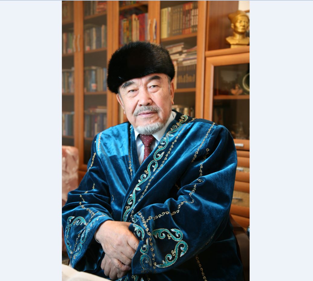 حالىق جازۋشىسى شەرحان مۇرتازا دۇنيەدەن ءوتتى