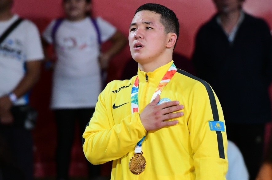 دزيۋدوشى بەكارىس سادۋاقاس العاشقى التىن مەدالدى قورجىنعا سالدى