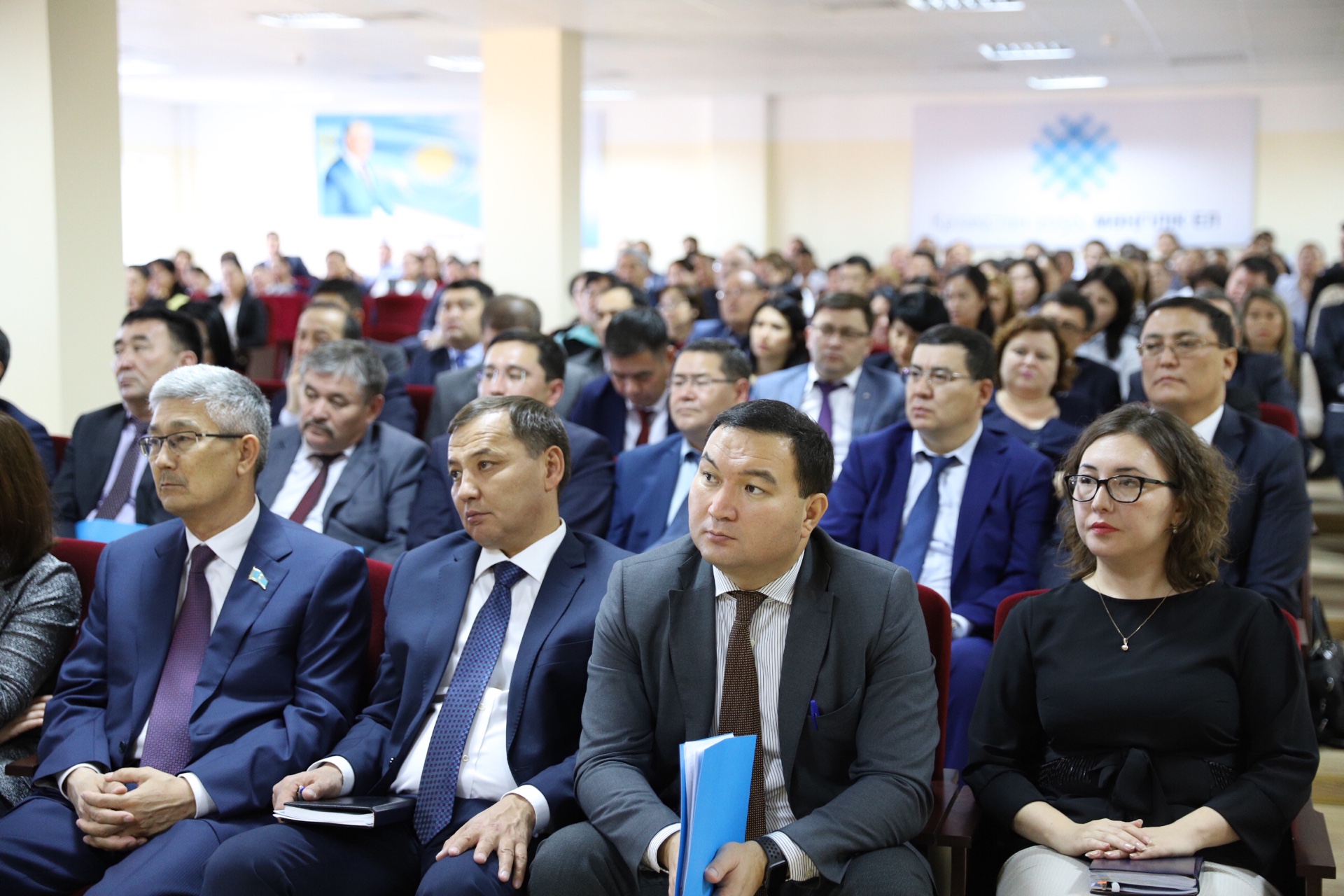 ماڭعىستاۋ وبلىسى مەملەكەتتىك كىرىستەر دەپارتامەنتىندەگى تۇيتكىلدى ماسەلەلەر ءسوز بولدى