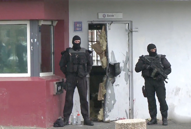 فرانتسيانىڭ اتىشۋلى قىلمىسكەرى تۇتقىندالدى