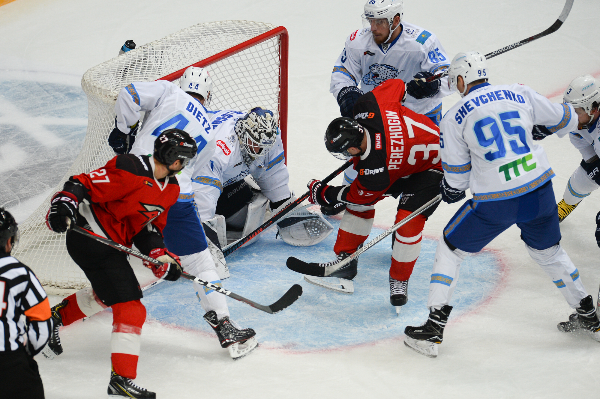 «اۆانگارد» ايلاسىن اسىردى