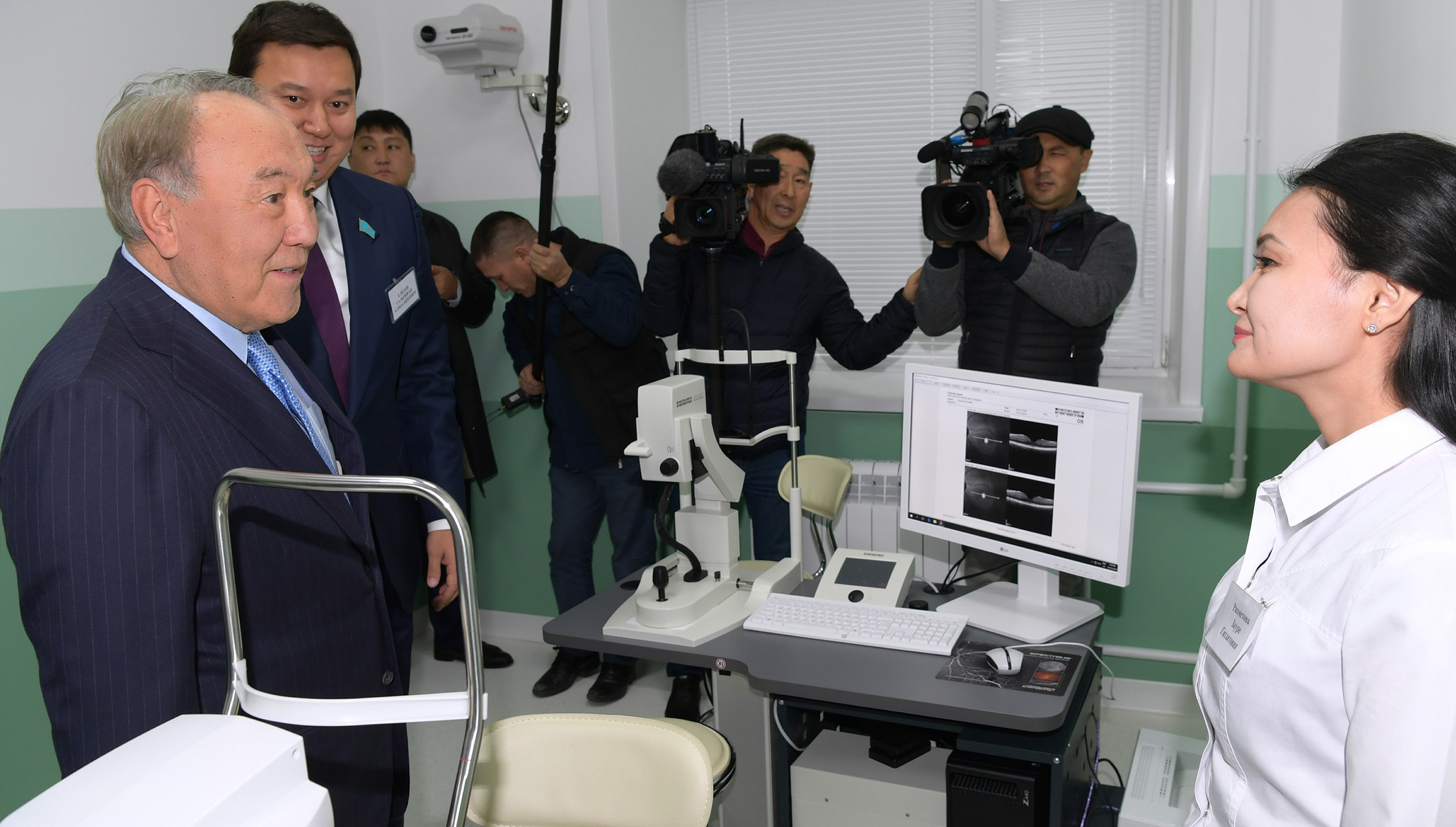 ەلباسى «DaruZharygy» جاۋاپكەرشىلىگى شەكتەۋلى سەرىكتەستىگىنىڭ وفتالمولوگيا ورتالىعىنا باردى