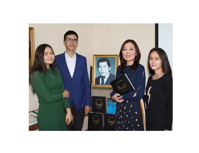 «التىن تامىر» – ايماق تاريحىنىڭ ايناسى