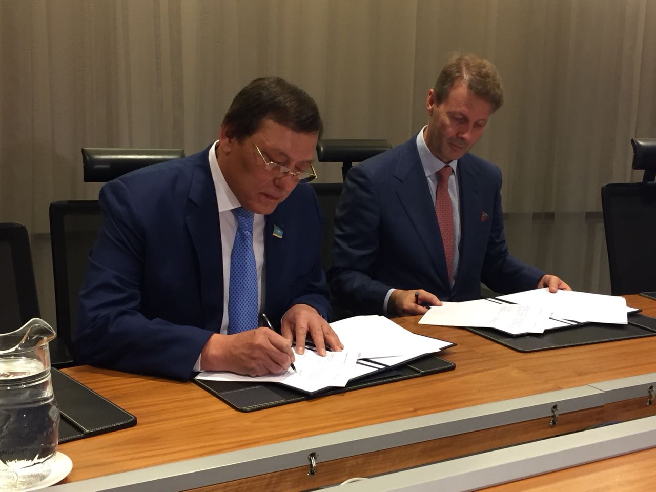 ماشينا جاساۋ سالاسىندا ءوزارا ارەكەتتەسۋ جانە ىنتىماقتاستىق مەموراندۋمىنا قول قويىلدى