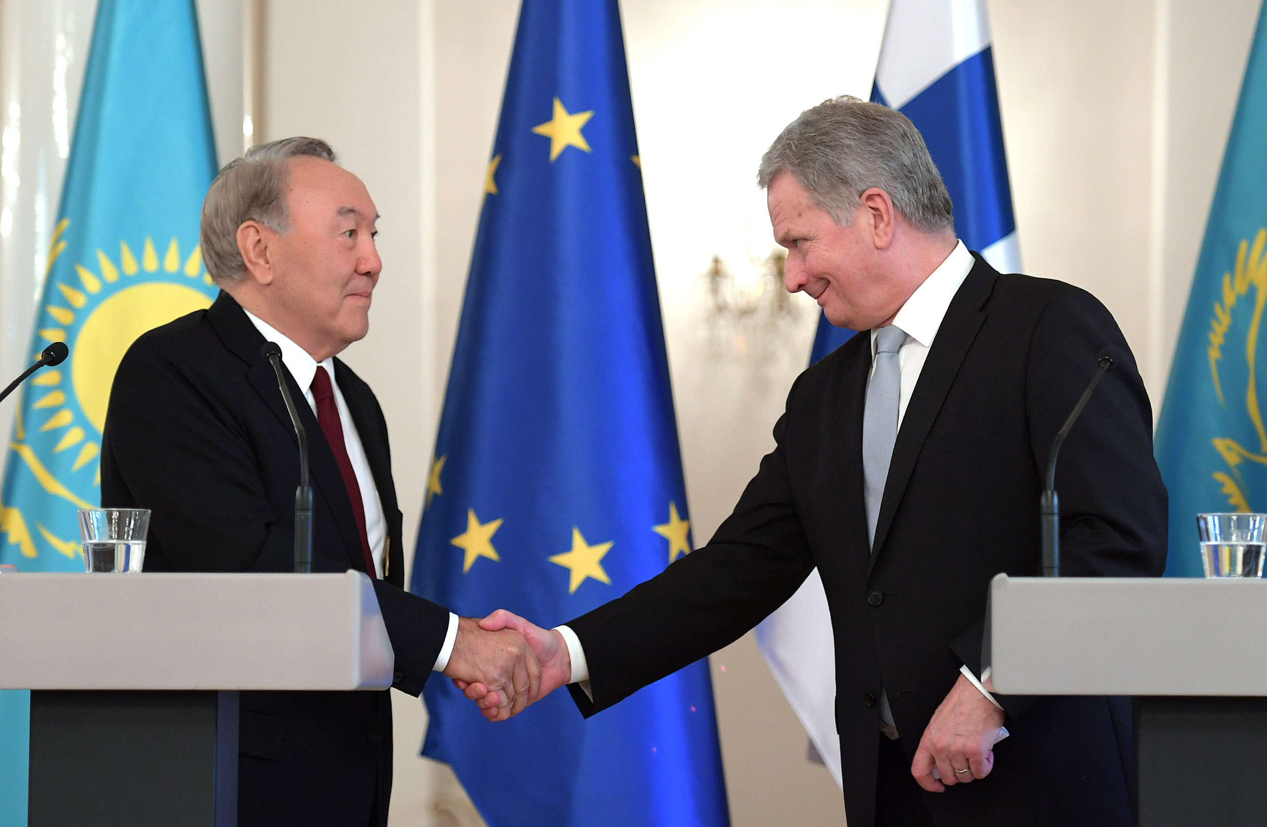 ەلباسى فينلياندياعا رەسمي ساپارىنىڭ قورىتىندىسى بويىنشا باق وكىلدەرىنە بريفينگ وتكىزدى