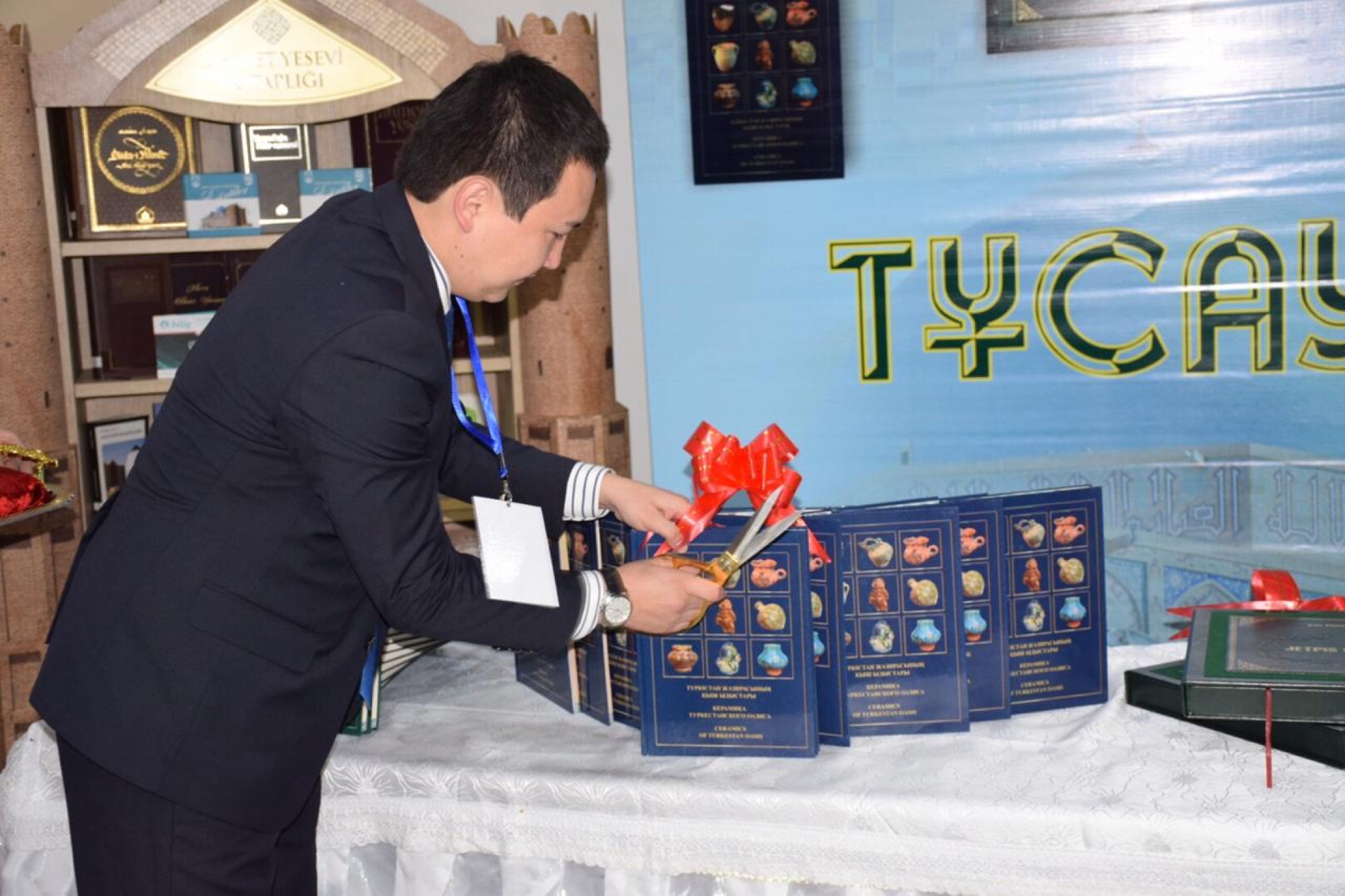 ورتاعاسىرلىق قالالار الەمدىك مادەنيەتكە ۇلەس قوستى