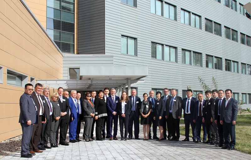 الماتىدا بيولوگيالىق جəنە توكسيندى قارۋعا تىيىم سالۋ تۋرالى جəنە بيولوگيالىق قاۋىپسىزدىك مəسەلەلەرى تالقىلاندى