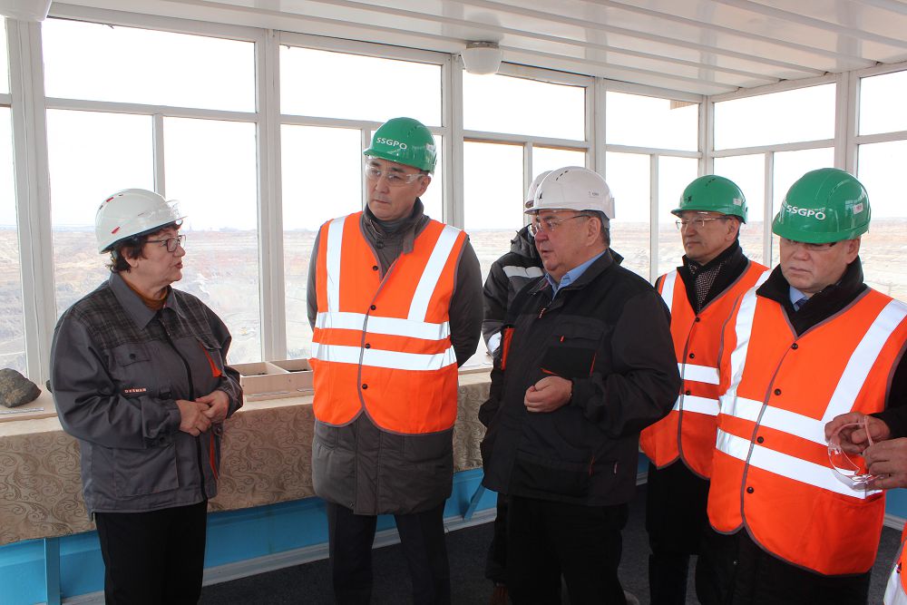 ەڭبەككەرلەر ەلباسى نازارىندا