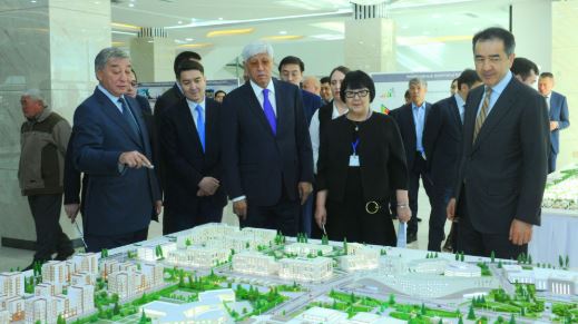 ب. ساعىنتاەۆ الماتى وبلىسىندا نۇركەنت جاڭا قالاسىن دامىتۋدىڭ باس جوسپارىمەن تانىستى