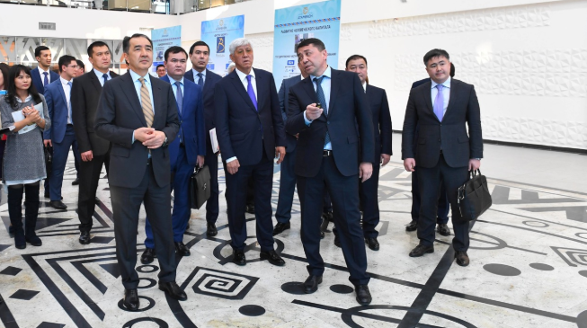 ب. ساعىنتاەۆ الماتى وبلىسىنىڭ الەۋمەتتىك-ەكونوميكالىق دامۋ بارىسىمەن تانىستى