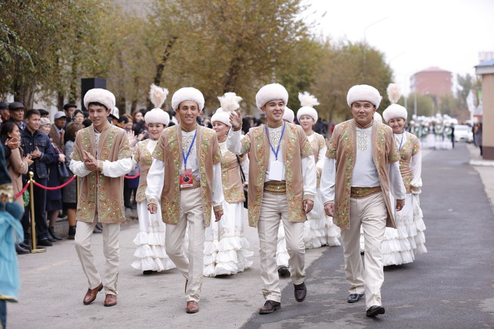 اتىراۋ اسپانىندا كۇي كۇمبىرلەدى