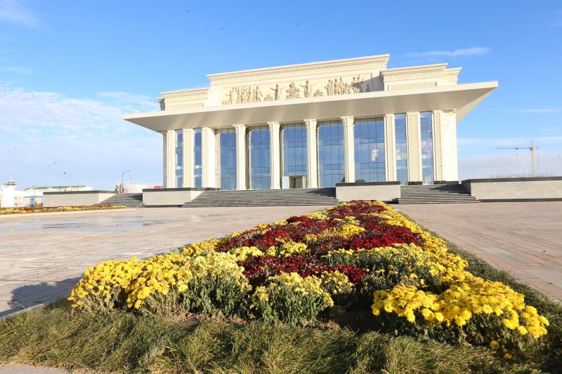 تالدىقورعاندا زاماناۋي تەاتر عيماراتى اشىلدى