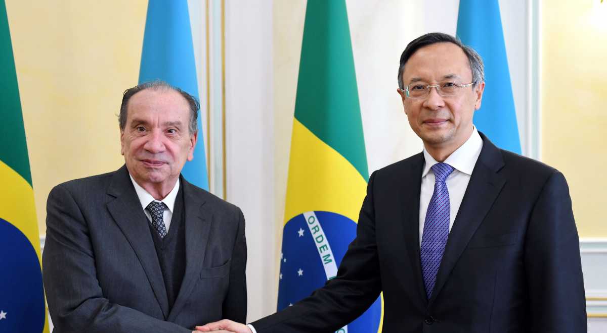 برازيليانىڭ سىرتقى ىستەر ءمينيسترى قازاقستانعا رەسمي ساپارمەن كەلدى