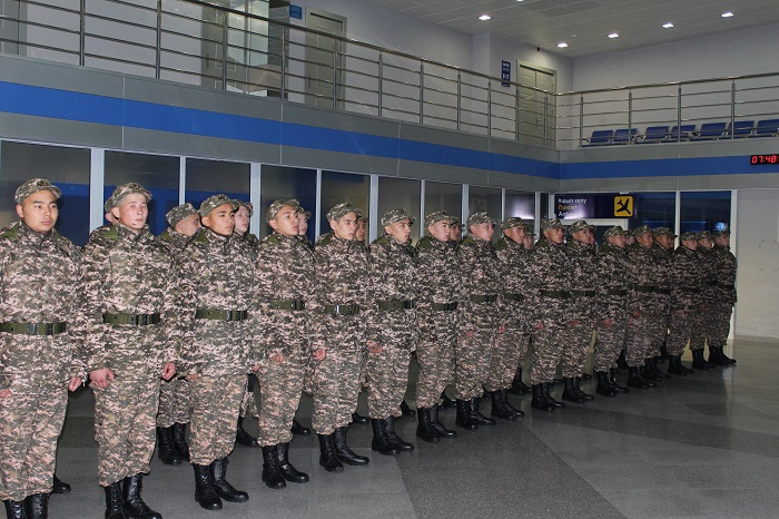 پاۆلوداردا  45 ازامات تاڭداۋلى دەسانتتىق-شابۋىلشى اسكەرى قاتارىنا الىندى