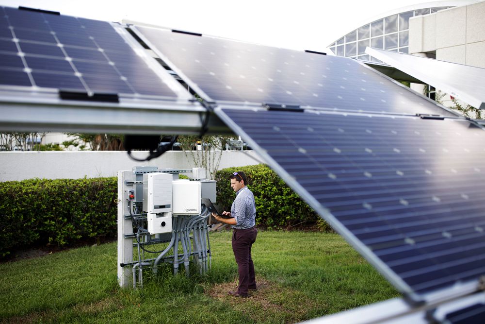 كومىرتەكسىز بولاشاققا قادام باسقان قالا