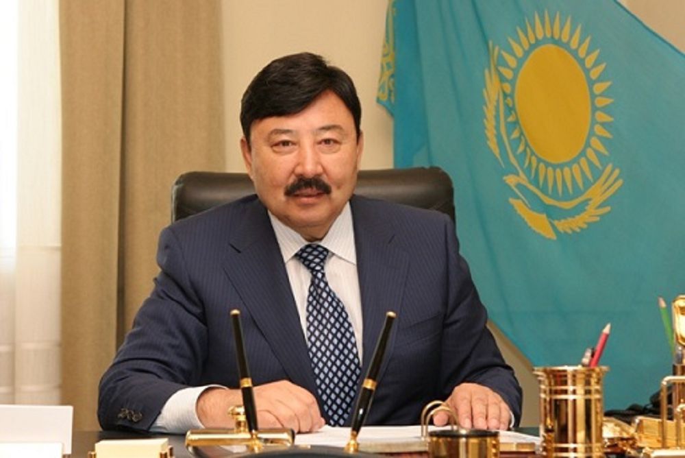 شارۋاعا مىعىم, دوستىققا بەرىك