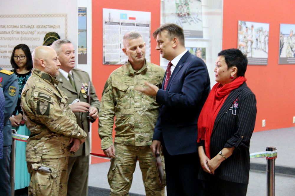 بەيبىت اسپان استىندا