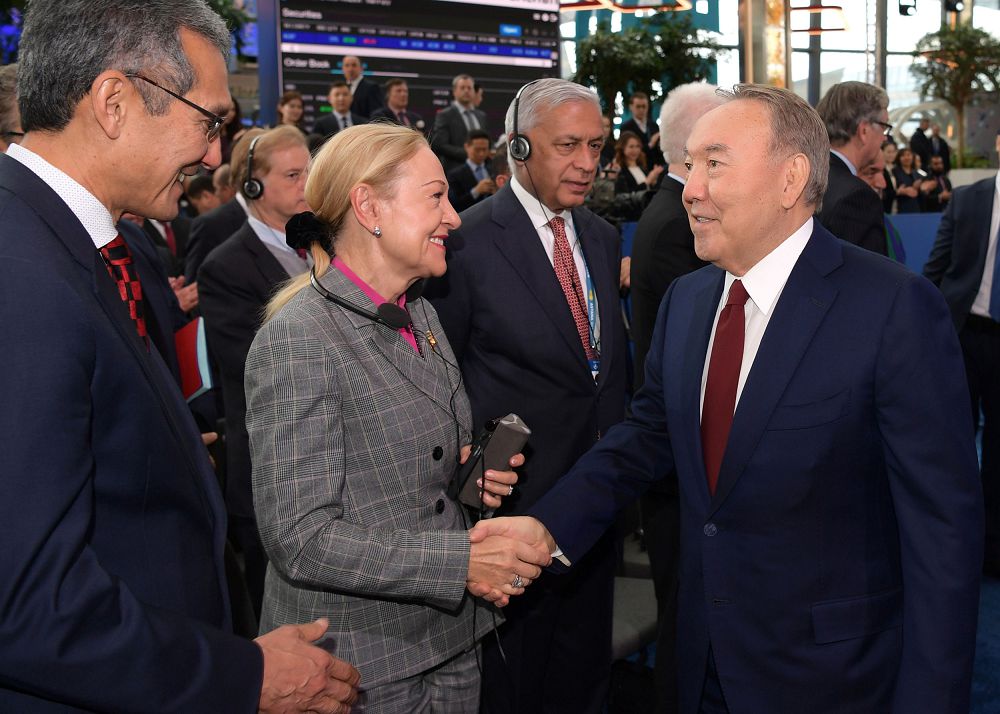 «استانا» حالىقارالىق قارجى ورتالىعى بيرجاسىندا ساۋدا-ساتتىقتى ىسكە قوسۋ سالتاناتتى ءراسىمى ءوتىپ جاتىر