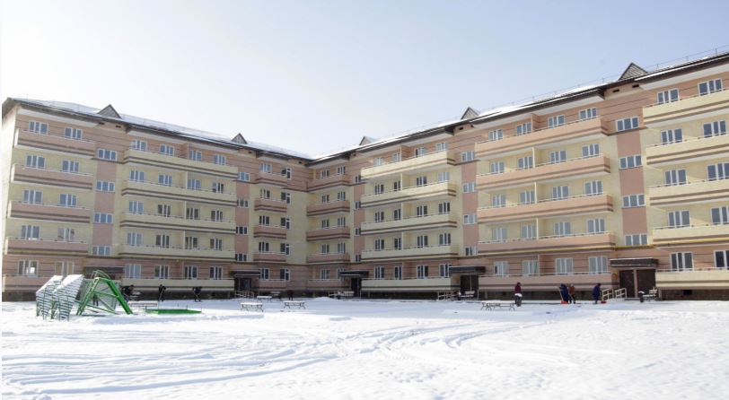 ب.ساعىنتاەۆ جامبىل وبلىسىندا تۇرعىن ءۇي باعدارلامالارىنىڭ ىسكە اسىرىلۋىمەن تانىستى