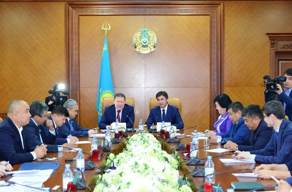 سولتۇستىك قازاقستان وبلىسىنىڭ اكىمى كۇنگەيلىكتەردى تەرىسكەيگە شاقىردى