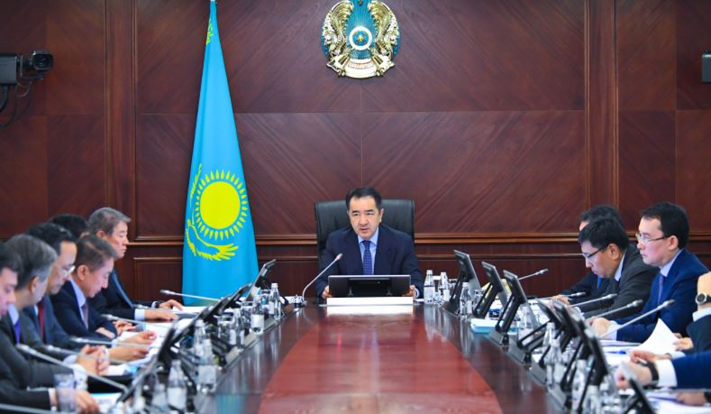 ب.ساعىنتاەۆ ەنەرگيا ۇنەمدەۋ جوبالارى بويىنشا ينۆەستورلارمەن جۇمىستى جانداندىرۋدى تاپسىردى