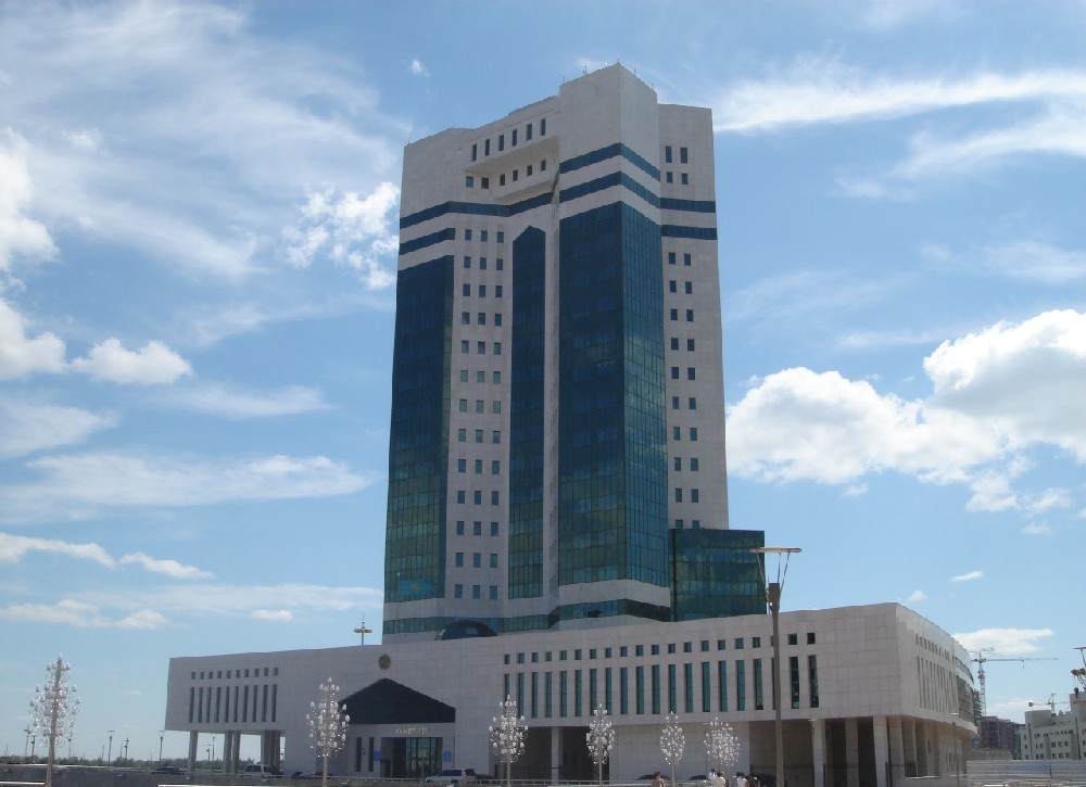 «نۇرلى جول» مەن ەنەرگيا تيىمدىلىگىنە ارنالدى
