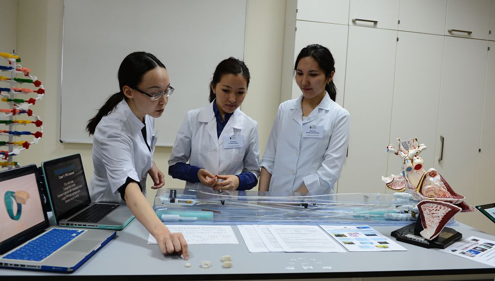 بولاشاق دارىگەرگە فيزيكا كەرەك پە؟ 