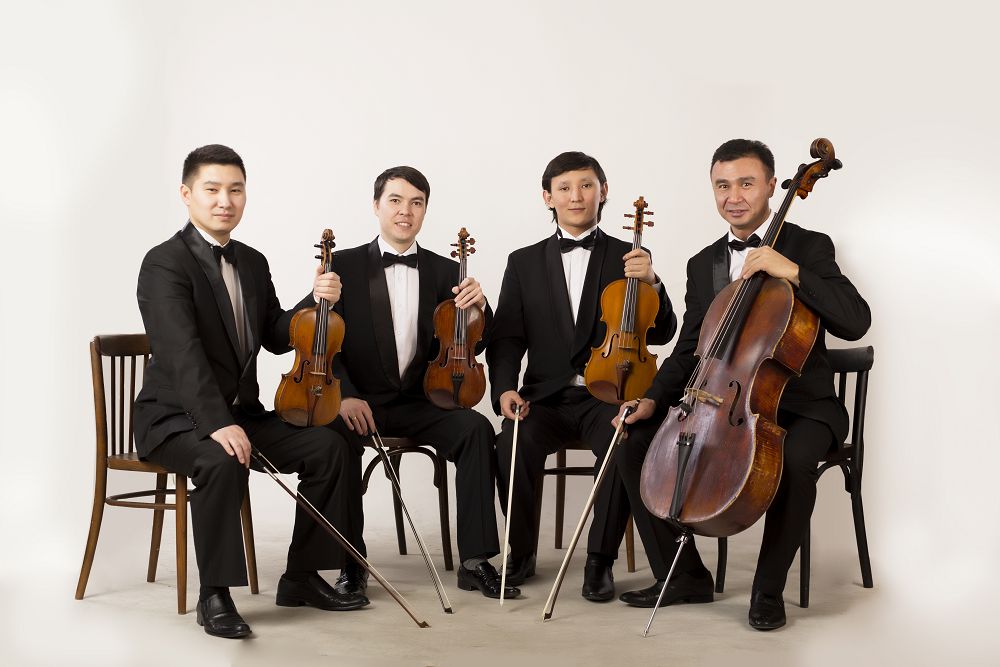 «قازاقكۆارتەت» كورەرمەندەرمەن قاۋىشتى