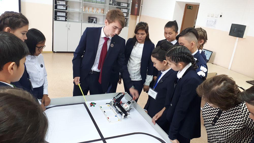 بالالار بارناۋلعا نەگە بارادى؟