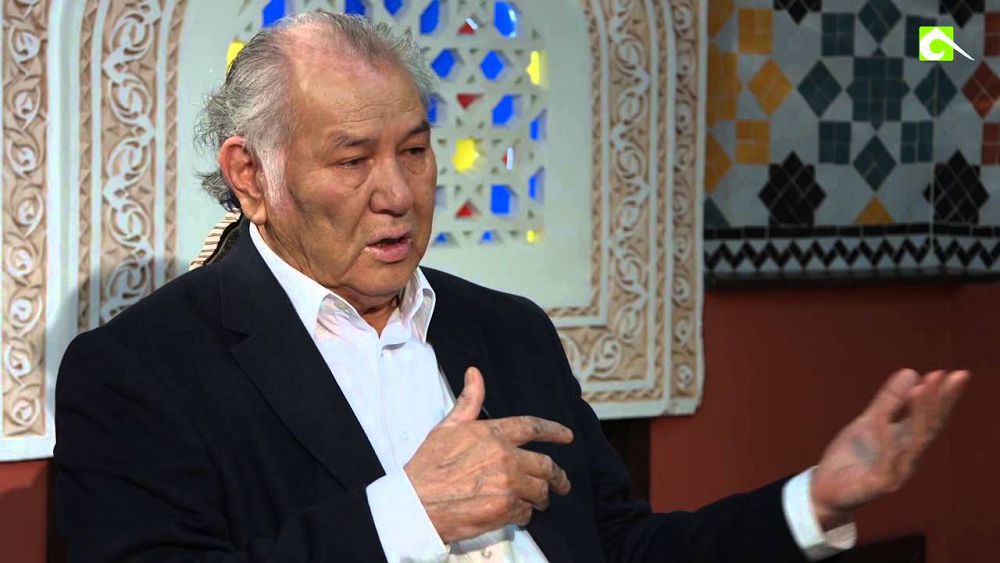 دۋلات يسابەكوۆ: قازاق ءباسپاسوزىنىڭ كوشباسشىسى – «ەگەمەنگە» جازىلىڭىز! 