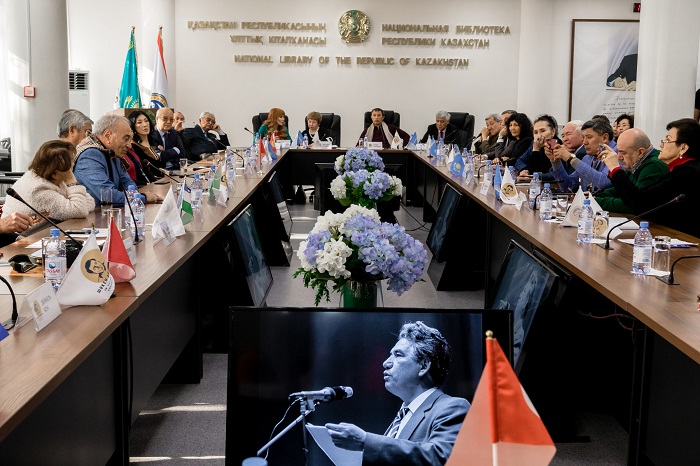 شىڭعىس ايتماتوۆتىڭ 90 جىلدىعىنا وراي دوڭگەلەك ۇستەل ءوتتى